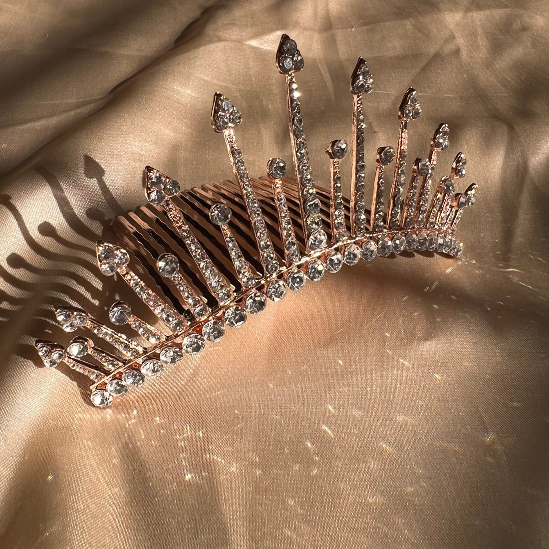 Tiara Aesthetic